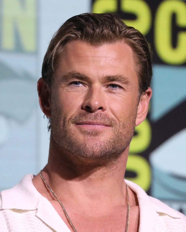 Chris Hemsworth at a public event