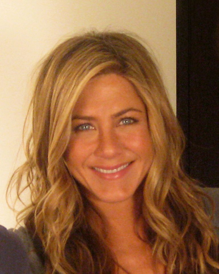 Jennifer Aniston smiling
